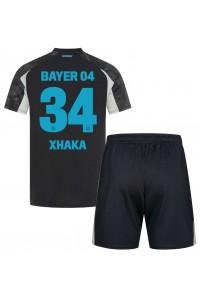 Bayer Leverkusen Granit Xhaka #34 Babyklær Tredje Fotballdrakt til barn 2024-25 Korte ermer (+ Korte bukser)